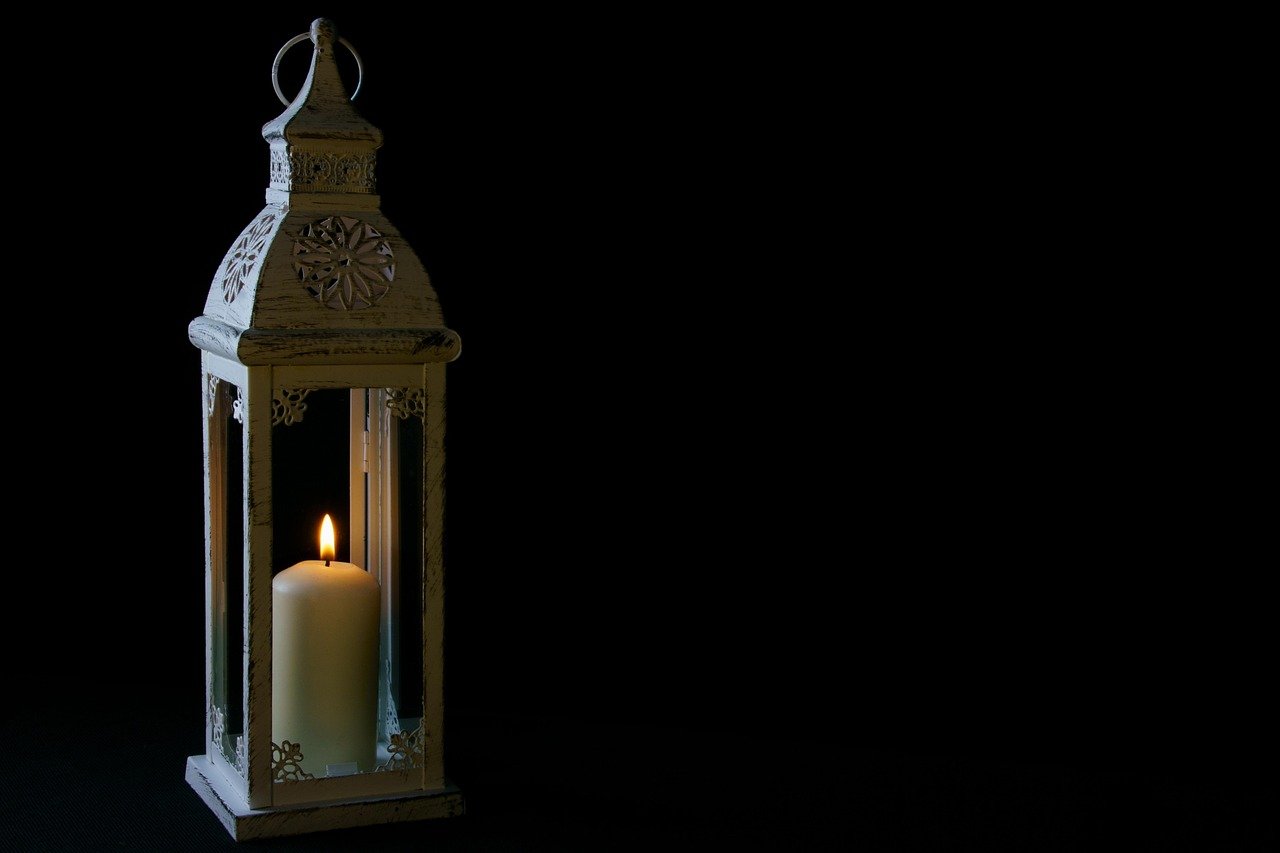 candle-3114422_1280
